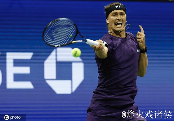 兹维列夫3-1逆转迪亚洛 连续十年闯过澳网首轮关 兹维列夫3-1逆转迪亚洛 连续十年闯过澳网首轮关