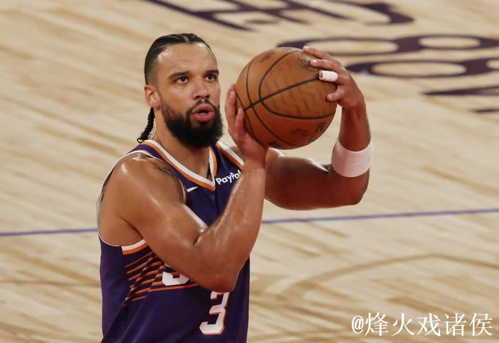 布克17+8狄龙16分 太阳大胜奇才19分豪取三连胜 布克17+8狄龙16分 太阳大胜奇才19分豪取三连胜